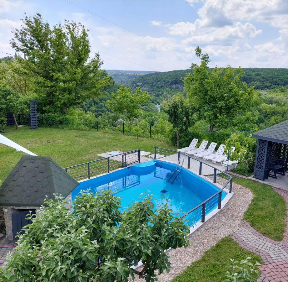 Rodynnyi Maietok Family Estate Villa Kamjanyi Potoki Kültér fotó